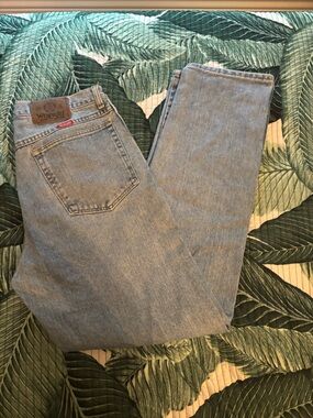 Wrangler Men Straight Jeans in Light Blue Wash